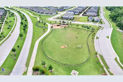 905 Lady Bird Drive, McKinney, TX 75071 - Photo 35