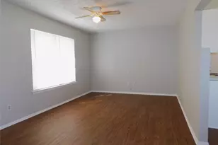 1705 White Oak Ct, Denton, TX 76209 - Photo 5