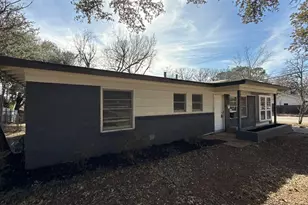 6200 Kentwood Pl, Fort Worth, TX 76112 - Photo 3