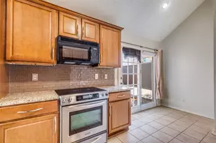 18031 Whispering Gables Ln, Dallas, TX 75287 - Photo 13