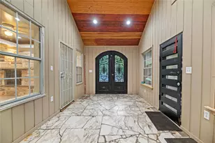 606 W Pembroke Ave, Dallas, TX 75208 - Photo 3