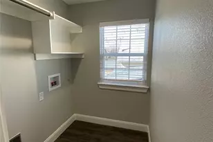 1022 W Shepherd St, Denison, TX 75020 - Photo 9