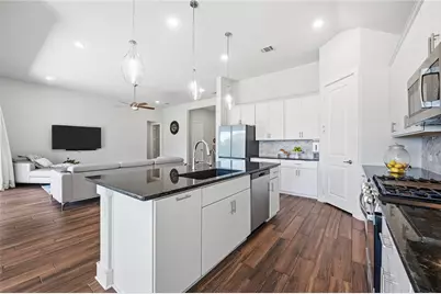 130 Laverna Lane, Hickory Creek, TX 75065 - Photo 11