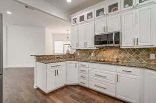 4917 Ridglea Hills Ct, Fort Worth, TX 76116 - Photo 11