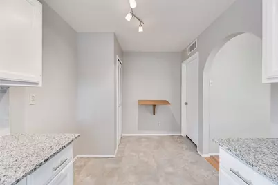 2002 Rose Hill Road, Carrollton, TX 75007 - Photo 17