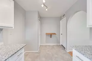 2002 Rose Hill Rd, Carrollton, TX 75007 - Photo 17