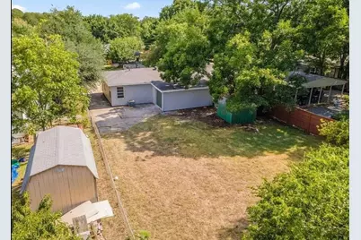 1529 E King Street, Sherman, TX 75090 - Photo 11