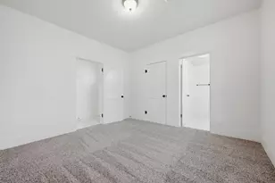 904 N Woods St, Sherman, TX 75092 - Photo 25