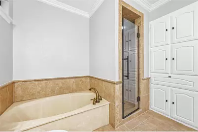 1916 Canterbury Circle, Fort Worth, TX 76112 - Photo 17