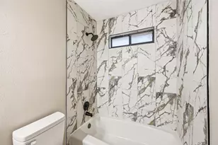 1916 Canterbury Cir, Fort Worth, TX 76112 - Photo 21