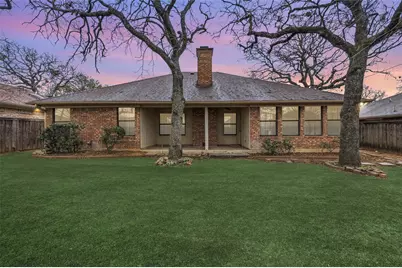 1916 Canterbury Circle, Fort Worth, TX 76112 - Photo 29