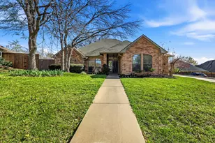 724 Smokerise Cir, Denton, TX 76205 - Photo 1