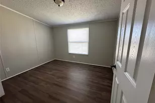 831 Holiday Dr, Ponder, TX 76259 - Photo 25