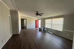 831 Holiday Dr, Ponder, TX 76259 - Photo 23