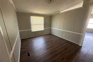 831 Holiday Dr, Ponder, TX 76259 - Photo 17