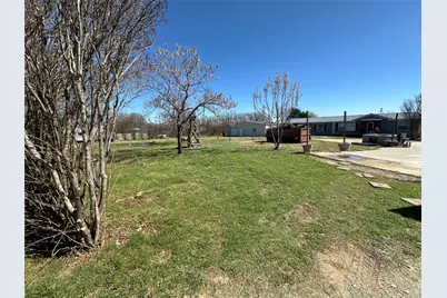 831 Holiday Drive, Ponder, TX 76259 - Photo 33