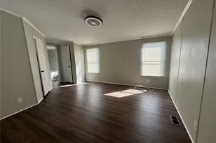 831 Holiday Dr, Ponder, TX 76259 - Photo 27