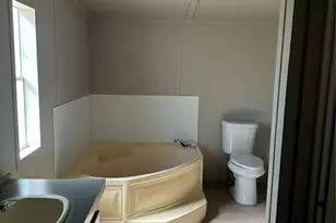 1109 Market St, Tye, TX 79563 - Photo 13