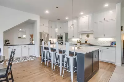 517 Ramon Street, Burleson, TX 76028 - Photo 9