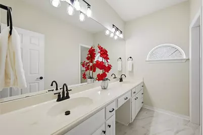 2105 W Crawford Street, Denison, TX 75020 - Photo 23