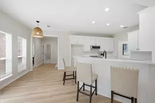 2105 W Crawford St, Denison, TX 75020 - Photo 13