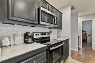 8601 Park Ln, Dallas, TX 75231 - Photo 5