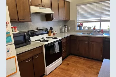 2214 Vanderbilt Court, Denton, TX 76201 - Photo 11