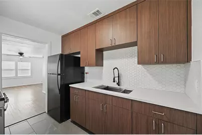 1205 Hamsted Street, Fort Worth, TX 76115 - Photo 7