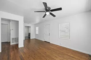 1205 Hamsted St, Fort Worth, TX 76115 - Photo 5