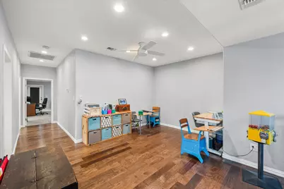 419 Sky Harbour Court, Granbury, TX 76049 - Photo 15