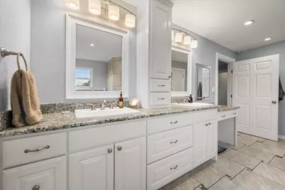 419 Sky Harbour Court, Granbury, TX 76049 - Photo 17