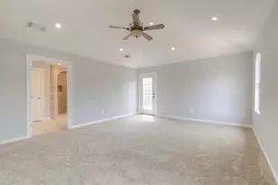 419 Sky Harbour Ct, Granbury, TX 76049 - Photo 21