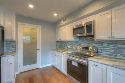 419 Sky Harbour Court, Granbury, TX 76049 - Photo 7