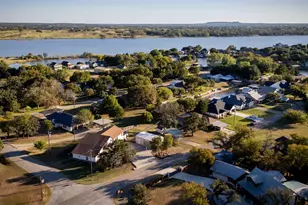 419 Sky Harbour Ct, Granbury, TX 76049 - Photo 39
