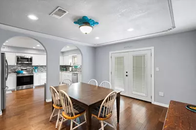 419 Sky Harbour Court, Granbury, TX 76049 - Photo 5