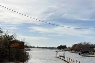 419 Sky Harbour Ct, Granbury, TX 76049 - Photo 35