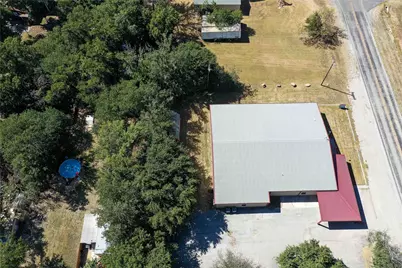 205 N Davis Street, Chico, TX 76431 - Photo 35