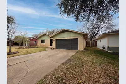 509 Robinhood Drive, Irving, TX 75061 - Photo 7