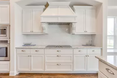 650 Prairie Timber Road, Burleson, TX 76028 - Photo 17