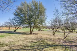 650 Prairie Timber Rd, Burleson, TX 76028 - Photo 37
