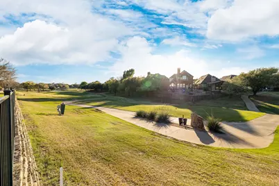 2636 Brookside Drive, Irving, TX 75063 - Photo 37