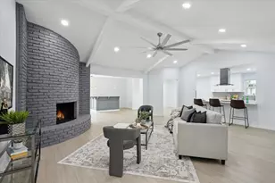 2204 Winewood Ln, Arlington, TX 76013 - Photo 5