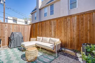 2727 Shelby Ave, Dallas, TX 75219 - Photo 23