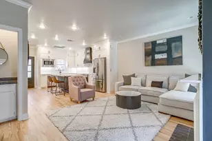 2727 Shelby Ave, Dallas, TX 75219 - Photo 9