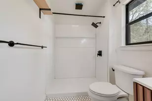 284 Pleasant Hill Ln, Holly Lake Ranch, TX 75765 - Photo 19