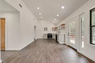 284 Pleasant Hill Ln, Holly Lake Ranch, TX 75765 - Photo 5