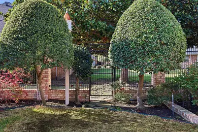 5219 Briar Tree Drive, Dallas, TX 75248 - Photo 19