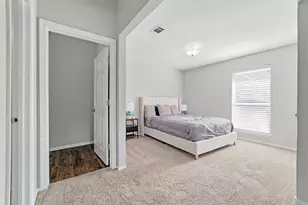 3402 Blue Forest Dr, Arlington, TX 76001 - Photo 27