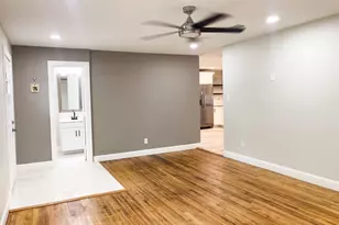 722 E Strong Pkwy, Grand Prairie, TX 75050 - Photo 5