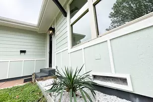 722 E Strong Pkwy, Grand Prairie, TX 75050 - Photo 27